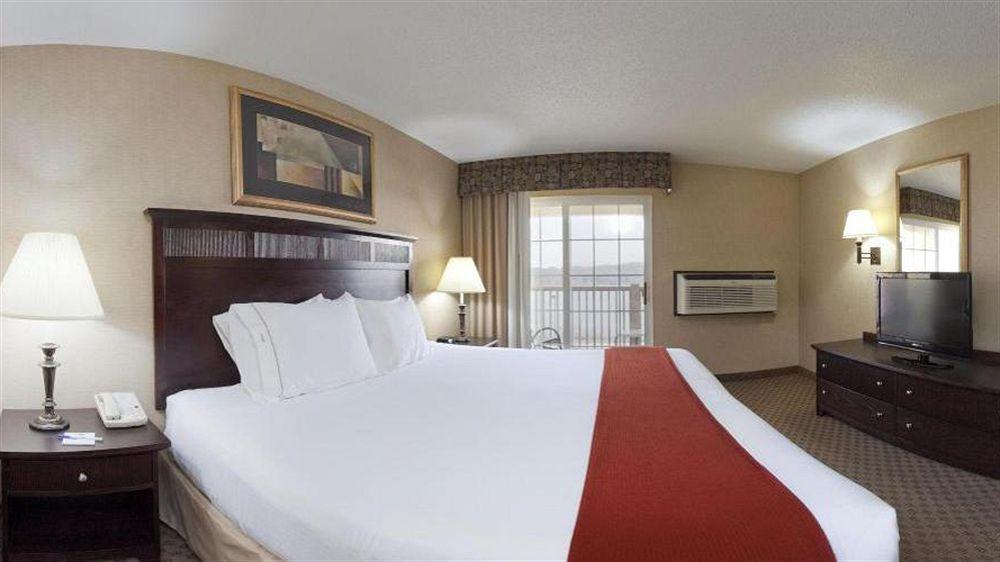 Holiday Inn Express Le Claire Riverfront-Davenport By Ihg מראה חיצוני תמונה