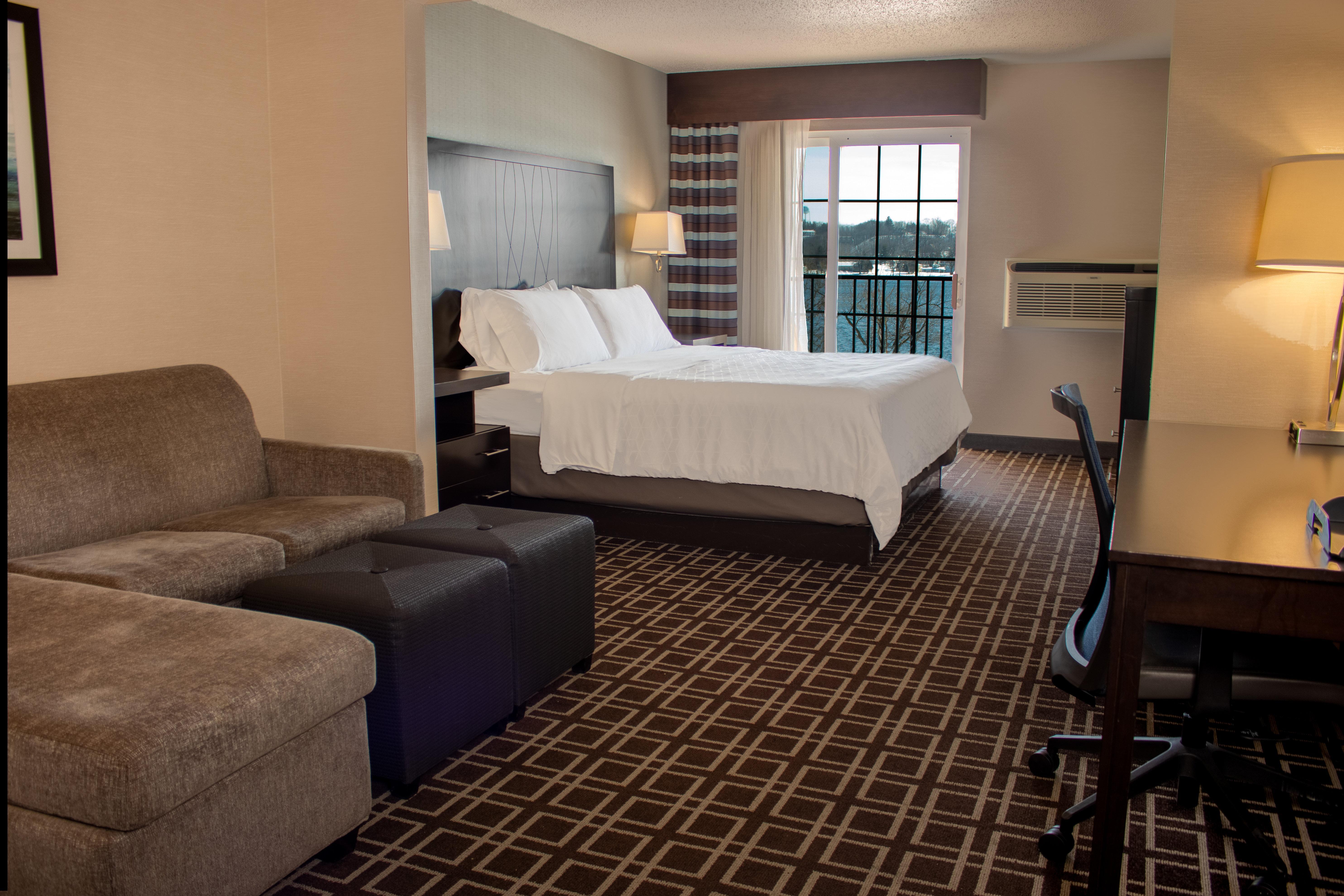 Holiday Inn Express Le Claire Riverfront-Davenport By Ihg מראה חיצוני תמונה