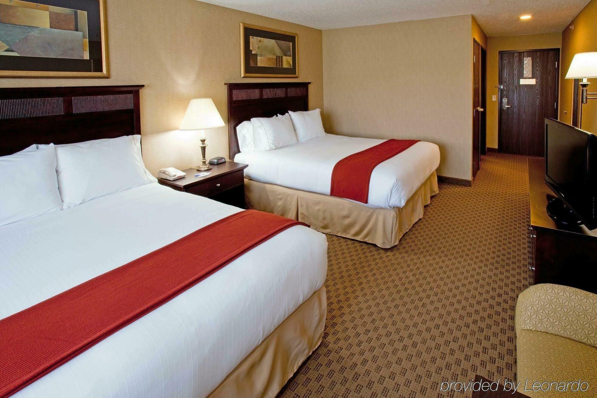 Holiday Inn Express Le Claire Riverfront-Davenport By Ihg מראה חיצוני תמונה