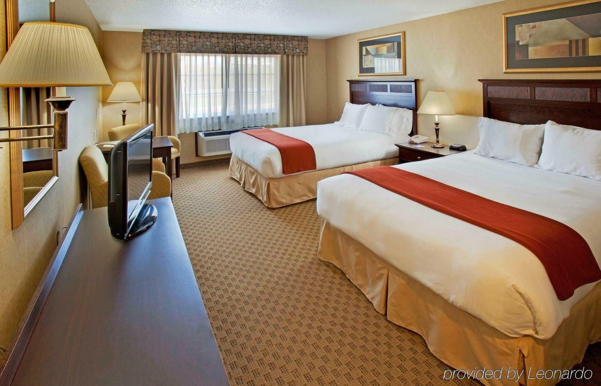 Holiday Inn Express Le Claire Riverfront-Davenport By Ihg מראה חיצוני תמונה